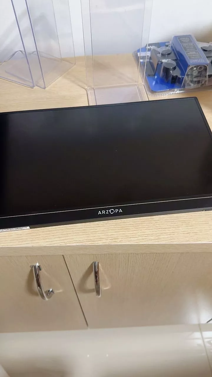 Foto de cliente 1 do monitor portátil