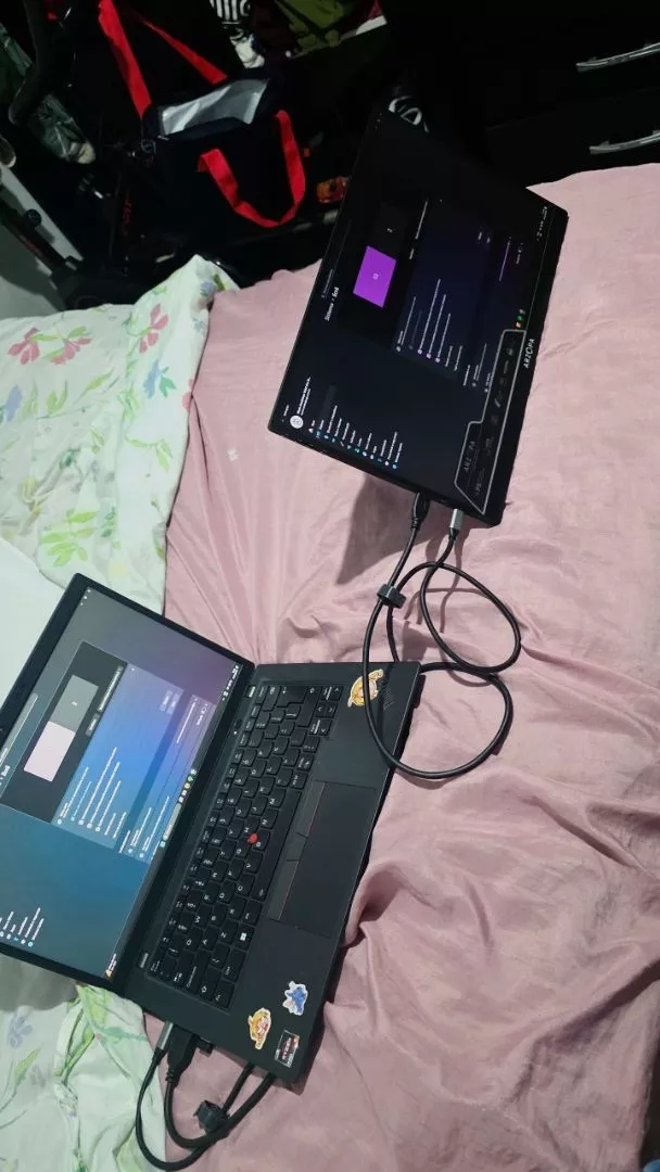 Foto de cliente 3 do monitor portátil